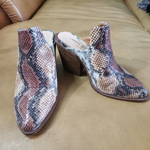 Chinese Laundry Shoes - Chinese Laundry Snake Skin Mule Slip On Shoes
